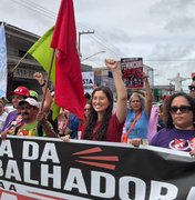 Teca Nelma participa de ato em Arapiraca e defende fim da escala 6x1