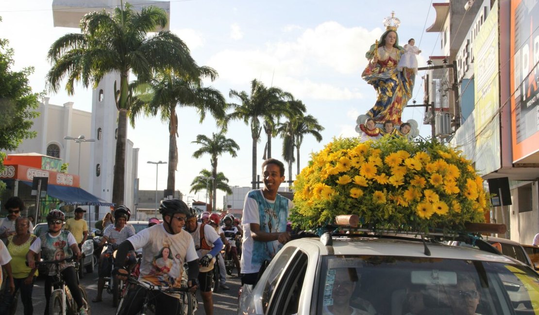Prefeitura realiza cadastro de ambulantes para a Festa da Padroeira