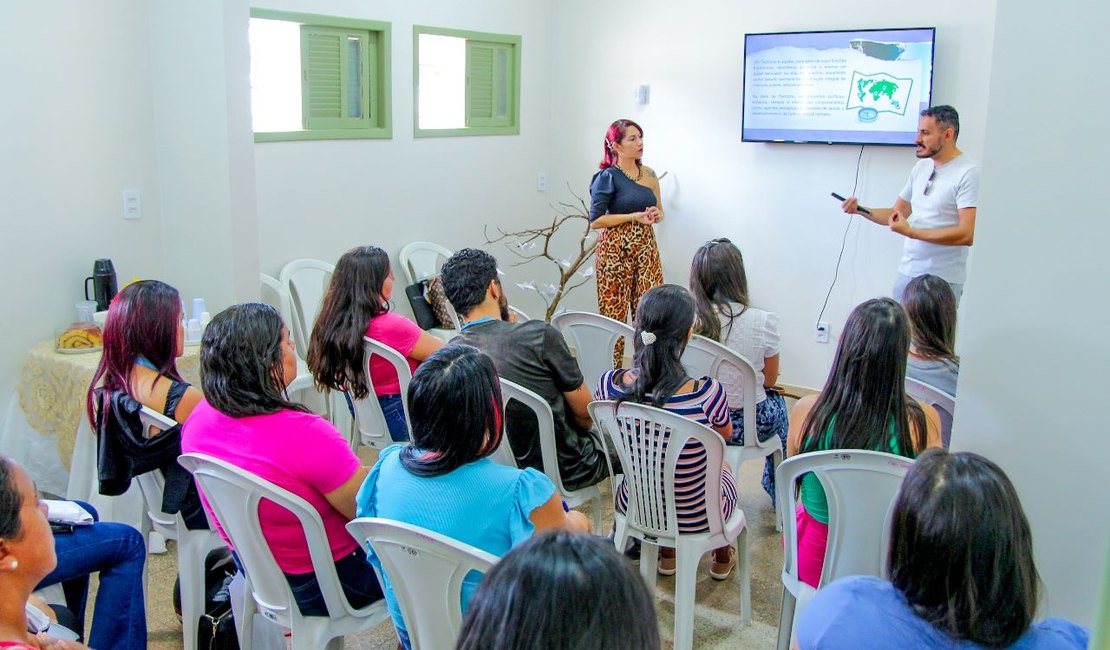 Prefeitura promove capacitação aos profissionais do Serviço de Convivência e Fortalecimento de Vínculos de Arapiraca