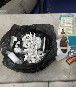 PM intercepta veículo, apreende drogas e suspeitos no Tabuleiro do Martins