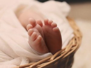 Vírus que gera sintomas parecidos com covid-19 ameaça prematuros