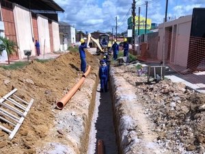 Rui Palmeira diz que obras seguem com trabalhadores usando EPIs