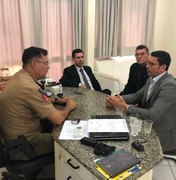 Prefeito de Limoeiro solicita reforços da Polícia Militar para combate a assaltos na região