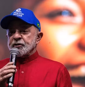 Lula ironiza Bolsonaro e sugere que ele transfira título de eleitor para os EUA