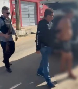 [Vídeo] Homem é preso com espingarda calibre .32 em ação policial em Paulo Jacinto