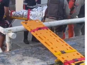 Jangada vira e tripulantes se afogam na Barra de Santo Antônio