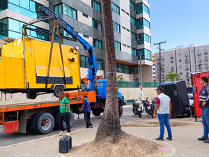 Prefeitura remove trailer na Ponta Verde após denúncias de perturbação do sossego