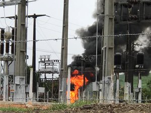 Equipamento da estação da Eletrobras incendeia em Porto Calvo