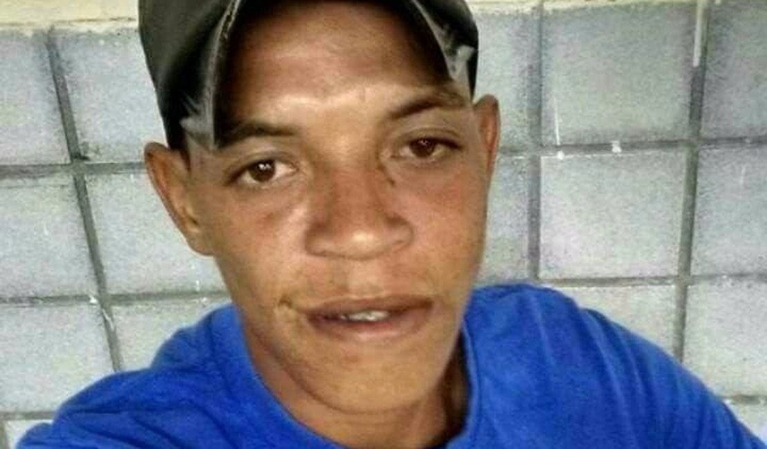 Jovem não identificado é assassinado com oito tiros na cabeça 