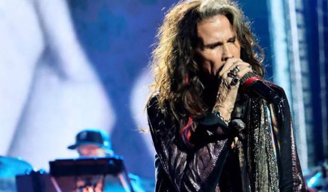 Steven Tyler, do Aerosmith, é acusado de abuso sexual de menor