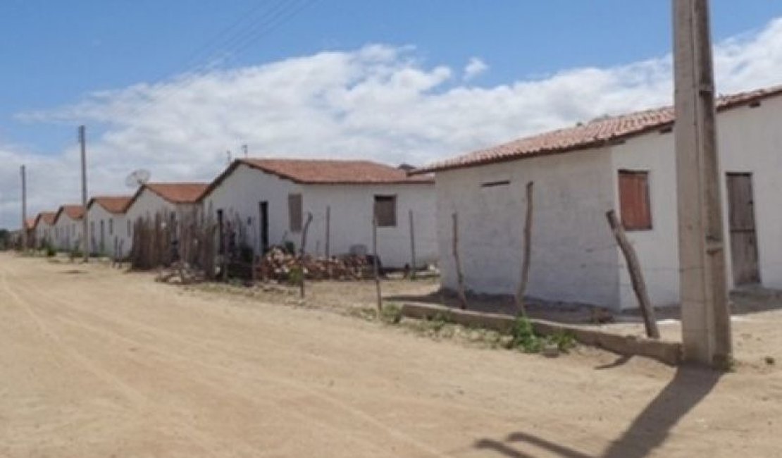 Jovem sofre tentativa de homicídio em conjunto habitacional de Delmiro Gouveia