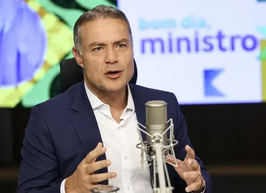 Renan Filho organiza volta a Alagoas para disputar o governo em 2026