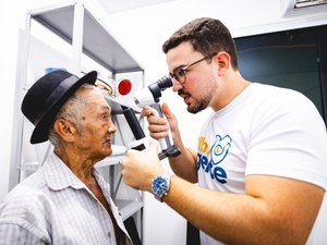 Olhar da Gente amplia acesso a cirurgias de catarata em Japaratinga