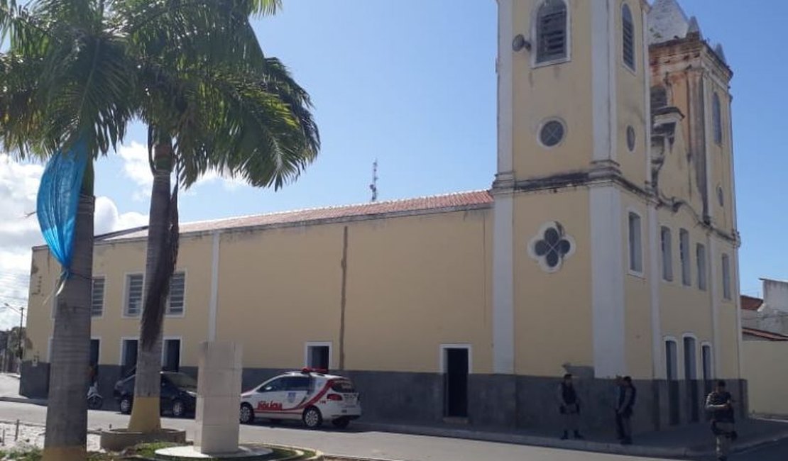 Igreja Católica é alvo de arrombamento em Porto Real do Colégio 