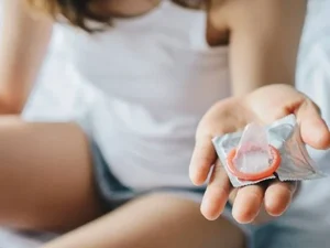 Mulher é condenada na Alemanha por furar camisinhas