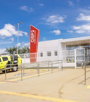 Homem é preso por tráfico de drogas após abordagem a van em Palmeira dos Índios