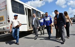 MPE fiscaliza veículos que transportam crianças e adolescentes de São Luís 