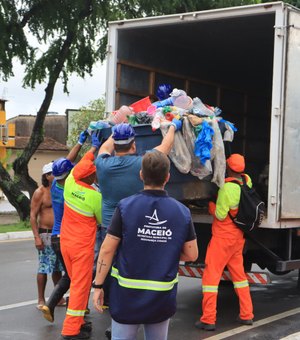 Ação conjunta recolhe resíduos recicláveis de área pública no bairro Vergel do Lago