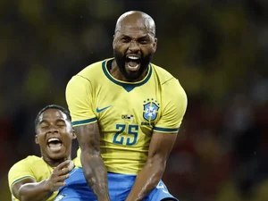 Ancelotti escala dois times e seleção se despede com goleada sobre Panamá