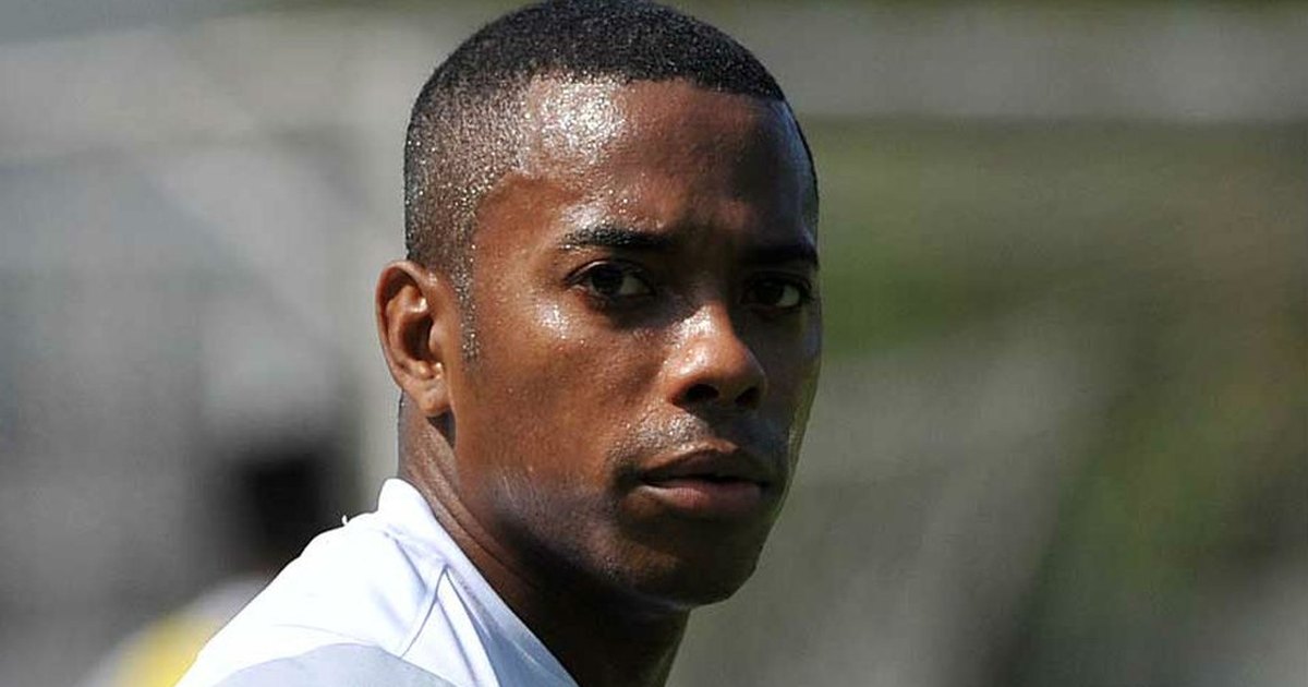 Passaporte de Robinho está em sala-cofre no Superior Tribunal de