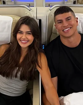 Franciny Ehlke é parada pela polícia de Dubai após dar selinho no marido