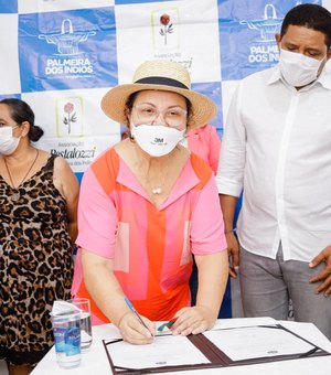 Deputada Tereza Nelma visita Palmeira e entrega 2,4 milhões em recursos destinados ao  desenvolvimento do município