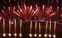 Austrália celebra chegada de 2026 com espetáculo de fogos no porto de Sydney