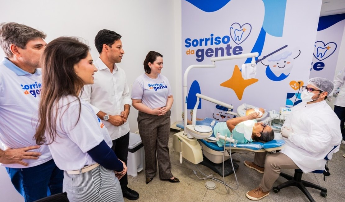 Rodrigo Cunha inaugura Centro Odontológico do Sorriso da Gente em Maceió