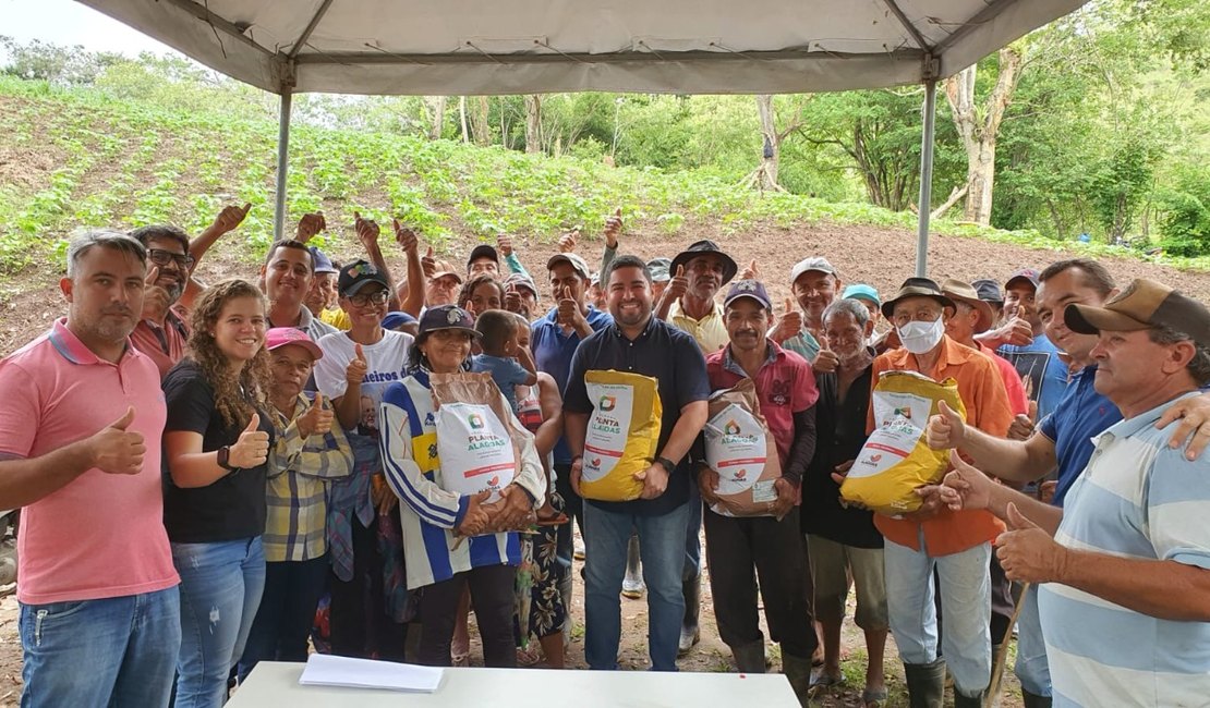 Viçosa e Sebrae/AL firmam parceria para fortalecer a bovinocultura de leite