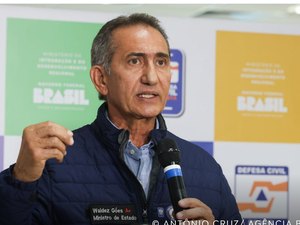 Governo anuncia envio de equipes para região destruída por ciclone