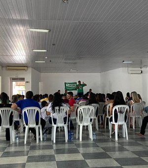 Trabalhadores da educação mantém luta por 14,95% de reajuste do piso em assembleia