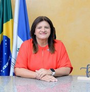 Ziane Costa celebra chegada de nove novos cursos da Ufal ao Sertão