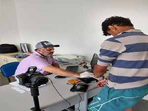 Núcleo de Identificação realiza consulta biométrica em Palmeira dos Índios