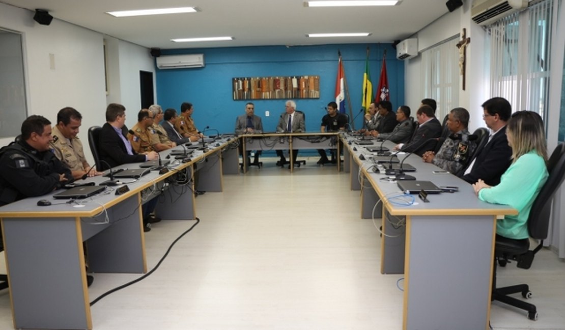 Secretário de Defesa Social comemora redução da violência em Alagoas