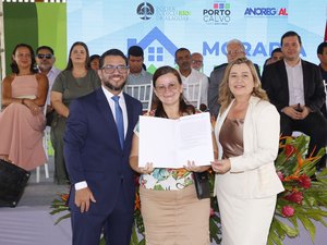 Moradia Legal regulariza 71 imóveis em Porto Calvo