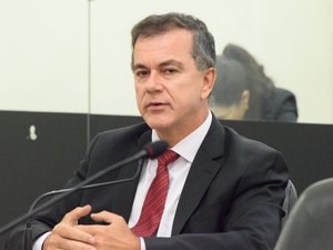 Ronaldo Medeiros critica presidente e deputado bolsonarista reage: “já matei, mas já ajudei”