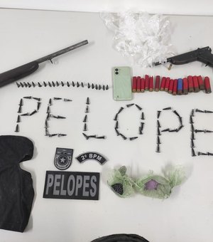 Ações da PM apreendem três armas de fogo e 1,3 kg de drogas no interior