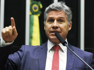 Ministro Paulo Teixeira culpa TCU por ter paralisado a reforma agrária em 2016