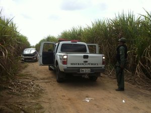 Mulher é sequestrada e estuprada na frente de filho em canavial de Rio Largo