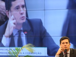 Palestra com Moro é sucesso em site ao lado de cantores pop e sertanejo