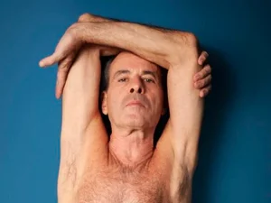 Ney Matogrosso desabafa sobre vício em sexo: “Transar todos os dias”