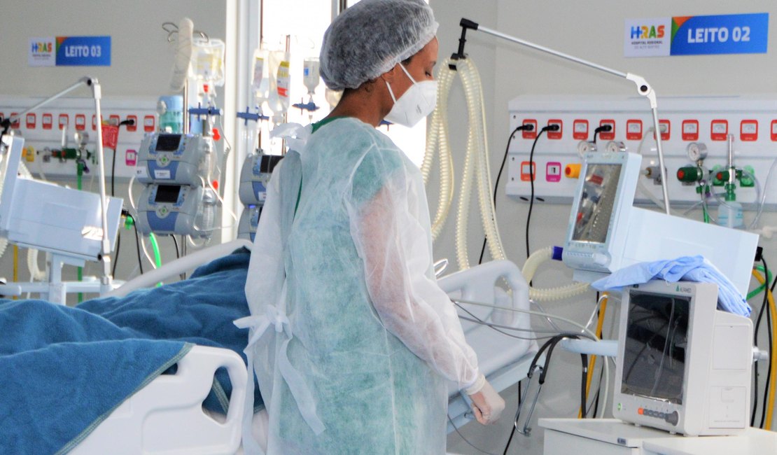 Dez romeiros recebem alta médica após acidente com ônibus no Sertão