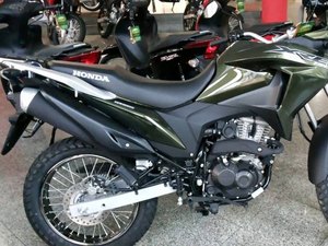 Suspeito com moto roubada e apreendido dentro de oficina em Arapiraca