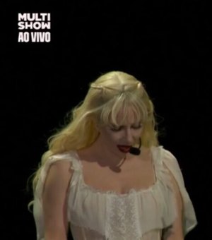 Quem é o menino que leu a carta com Lady Gaga no show?
