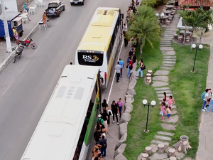 Prefeitura de Major Izidoro inicia transporte para estudantes universitários