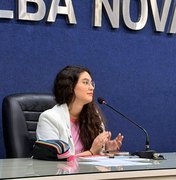 Teca Nelma cobra apuração rigorosa após morte de bebê no Hospital da Cidade