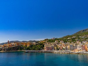 Itália paga até R$ 76 mil para quem se mudar para Ilha da Sardenha; entenda