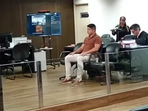Júri absolve acusado de matar blogueiro político em Junqueiro