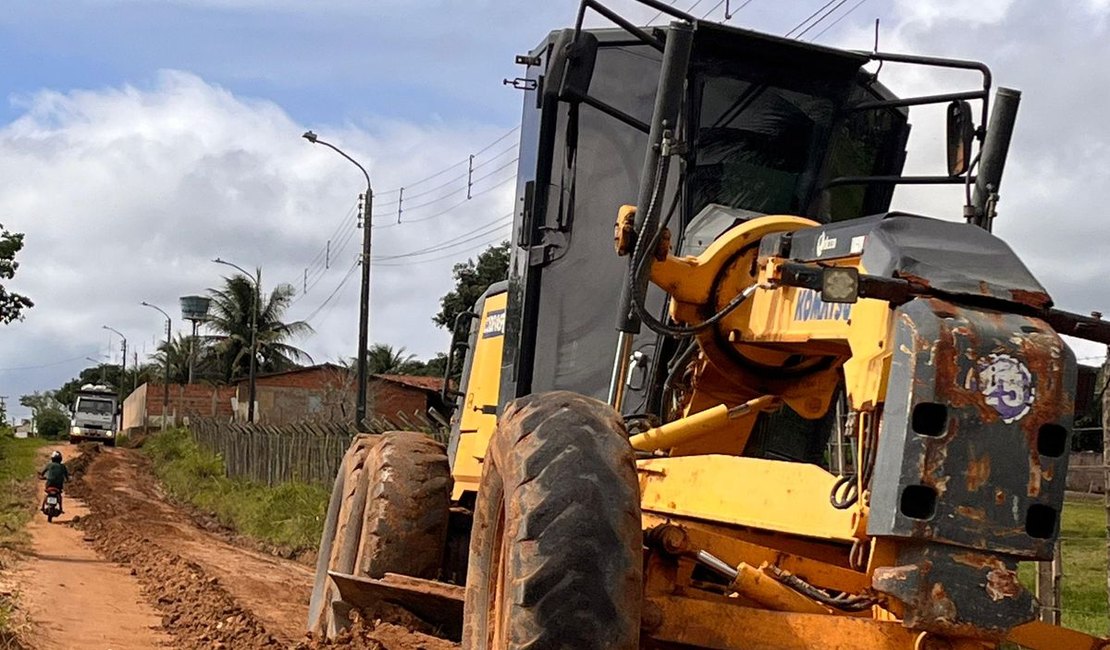 Lagoa da Canoa intensifica manutenção das estradas vicinais durante período chuvoso