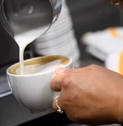 Trump diz a Lula que EUA 'estão sentindo falta' do café brasileiro: o efeito do tarifaço no bolso americano